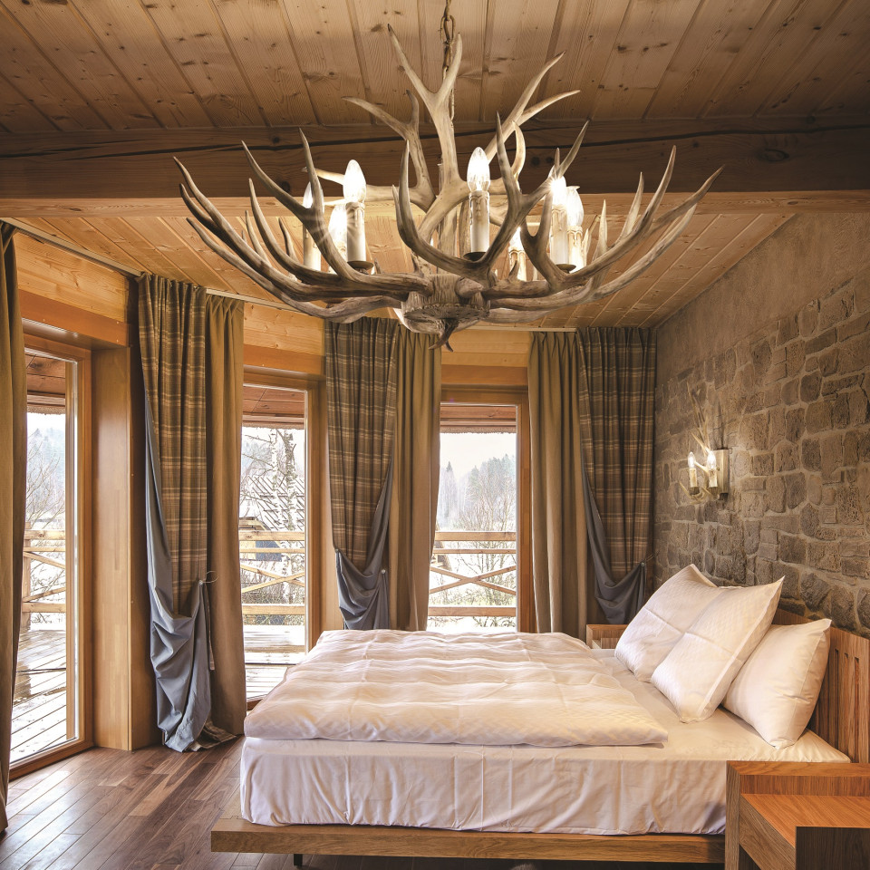 Chalet Renhorn Chandelier 8-Candle 91cm Ideal-Lux Chalet Renhorn Chandelier 8-Candle 91cm