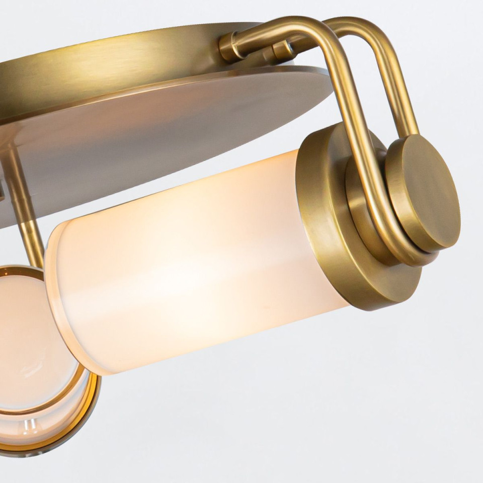 Wynwood 3-ljus plafond vintage mässing/vit 42,2 cm Alora Wynwood 3-ljus plafond vintage mässing/vit 42,2 cm