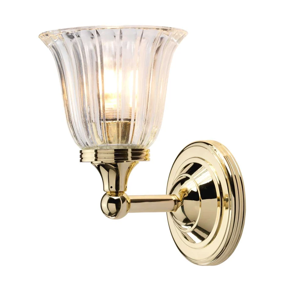 Austen 1-lt vägglampa i polerad mässing/glas 21,7cm IP44
