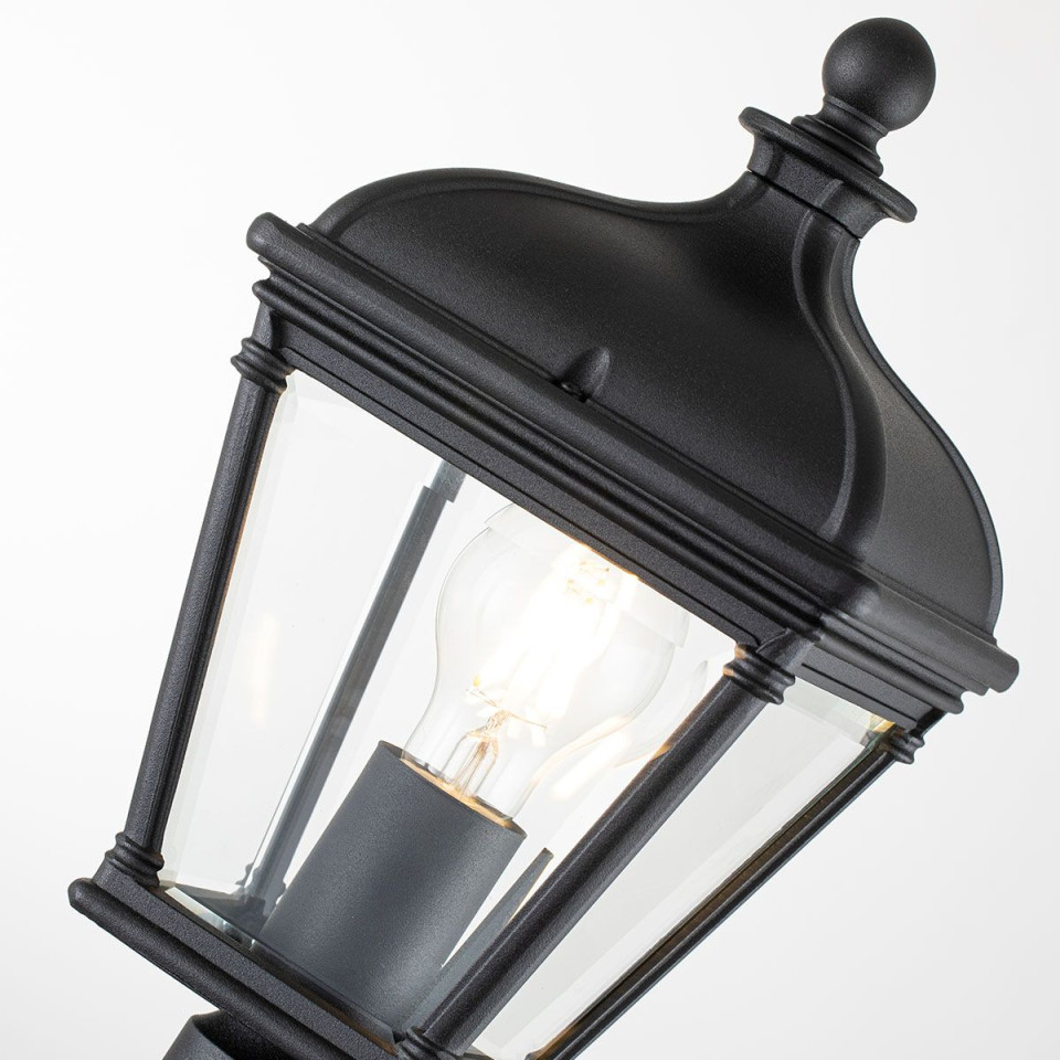 Bayview 1-ljus medium utomhuspelare ljus svart/klar 104.1 cm IP44