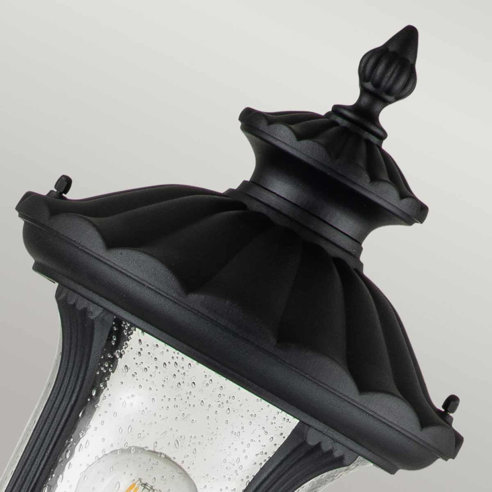 Chicago 1-ljus liten utomhuspelarlampa med struktur svart/klar 115 cm IP44
