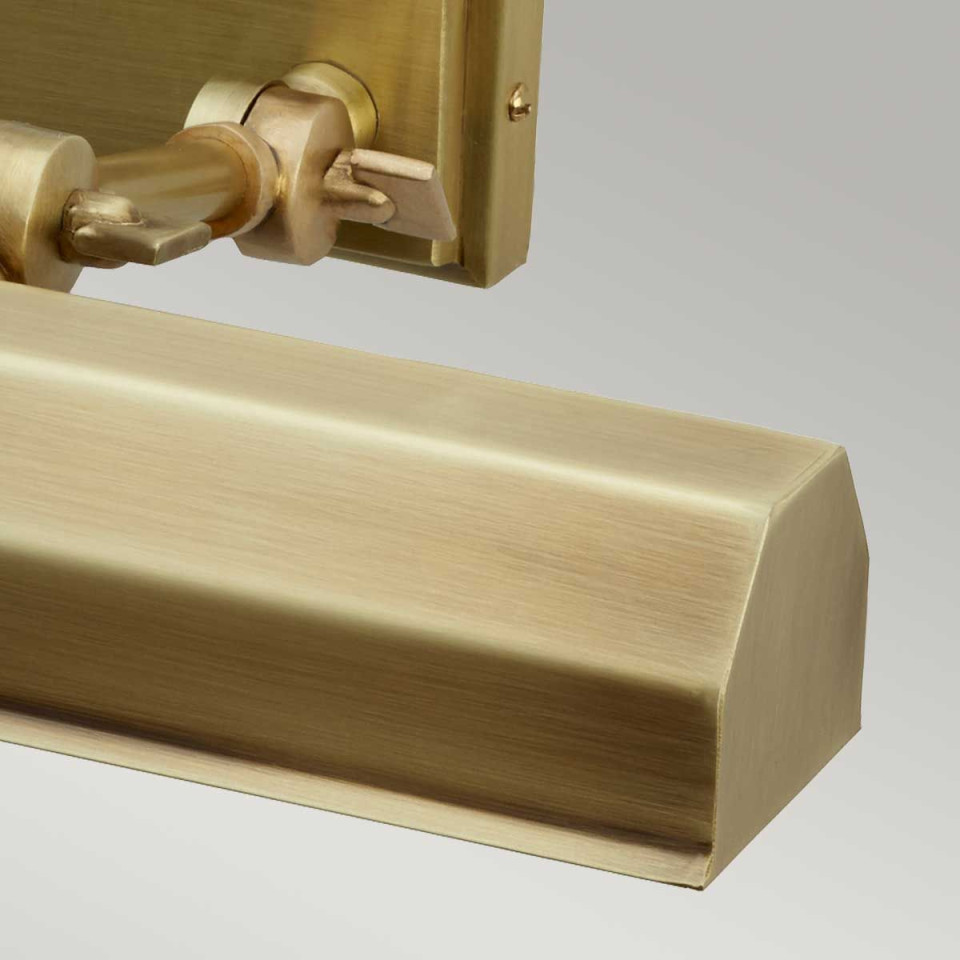 Chawton 2-ljus tavelbelysning åldrad mässing 40,2 cm Elstead Lighting Chawton 2-ljus tavelbelysning åldrad mässing 40,2 cm