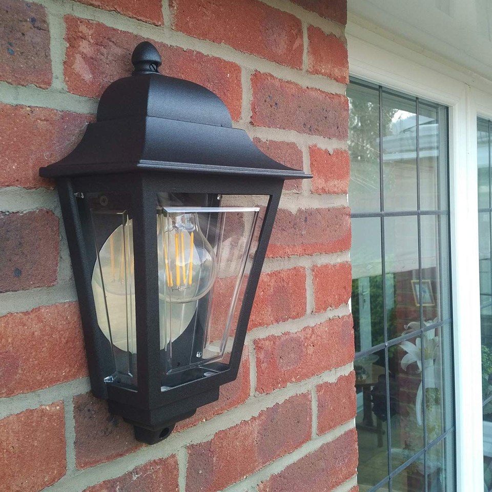 Deco Lane 1-lt half wall lantern black 32.5 cm IP44 Elstead Lighting Deco Lane 1-lt half wall lantern black 32.5 cm IP44