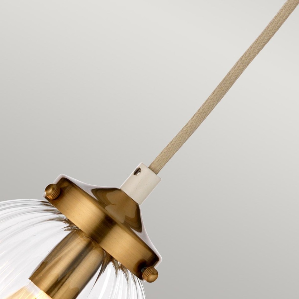 Cosmos 1-Lt taklampa kräm/mässing/klar 15 cm