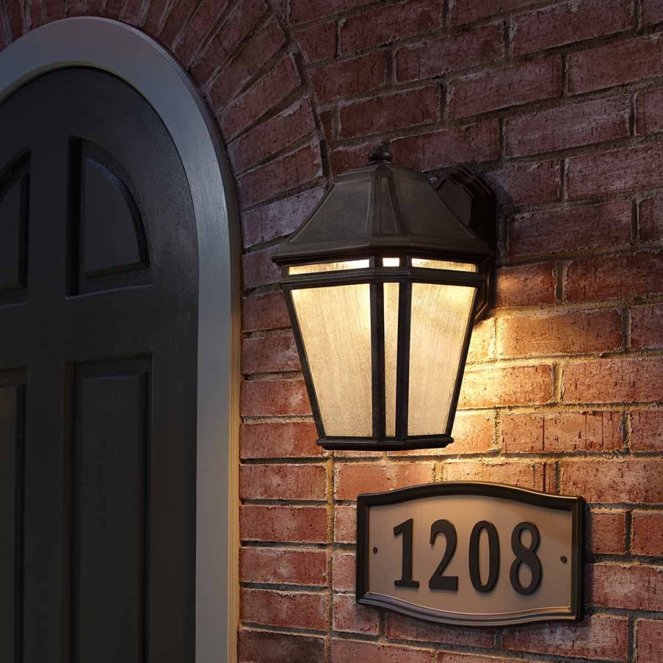 Londontowne 1-Lt Outdoor Wall Light Weathered Chestnut/Glass 29.7cm IP44