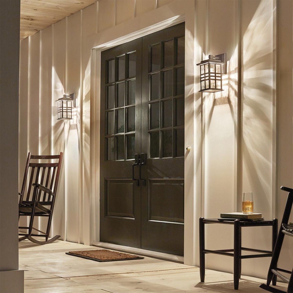 Beacon Square 1-Lt liten utomhus vägglampa oljebrons/glas 30,2 cm IP44