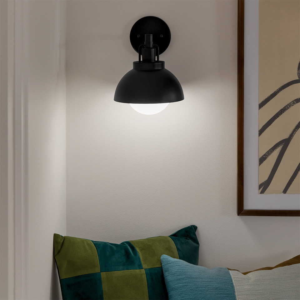 Niva 1-ljus konvertibel vägglampa svart 22.7 cm Kichler Niva 1-ljus konvertibel vägglampa svart 22.7 cm
