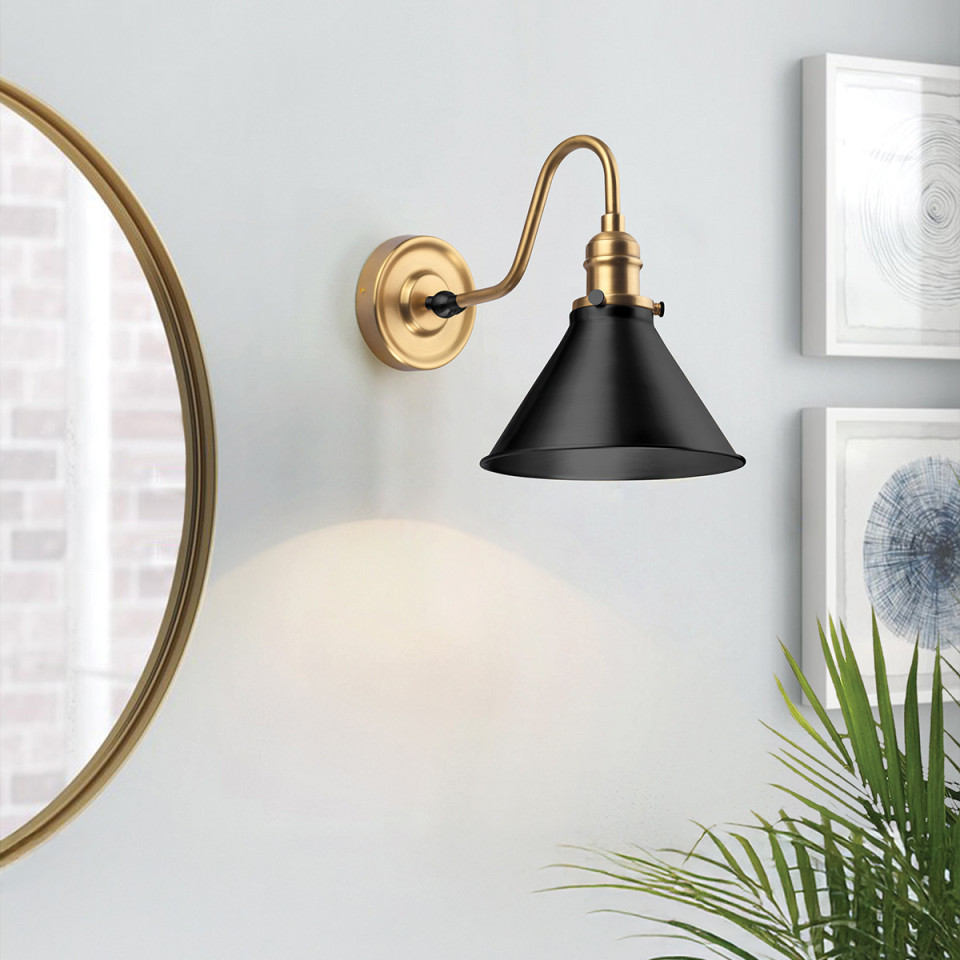 Provence 1-ljus vägglampa åldrad mässing/mattsvart 27,5 cm Elstead Lighting Provence 1-ljus vägglampa åldrad mässing/mattsvart 27,5 cm