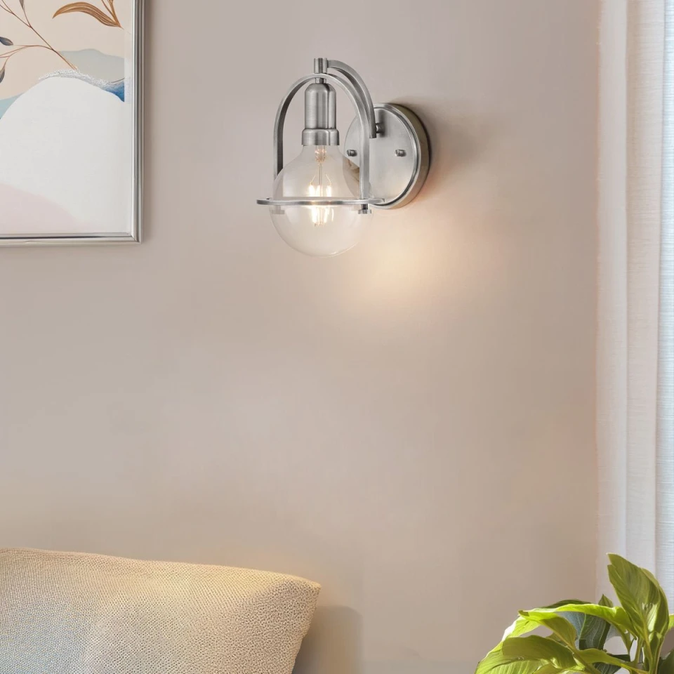 Somerset 1-ljus vägglampa borstad nickel/klar 23,3 cm