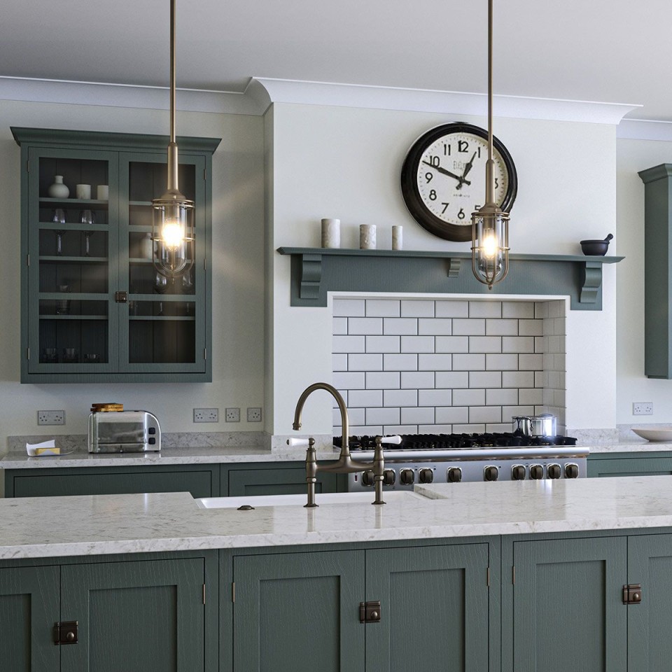 Urban Restoration 1-ljus taklampa mässing/klar 14cm IP44