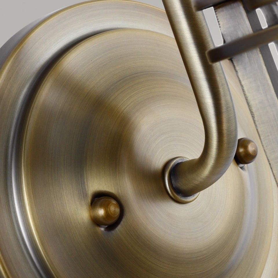 Urban Restoration 1-ljus vägglampa mässing/klart glas 31,1cm IP44