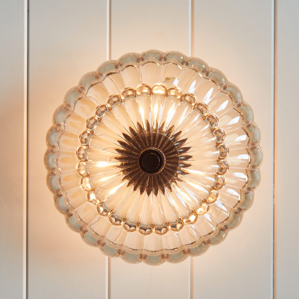 Whitecap 3-ljus semi plafond bärnstensfärgad glas/kakaobrun 29.7 cm Quoizel Whitecap 3-ljus semi plafond bärnstensfärgad glas/kakaobrun 29.7 cm
