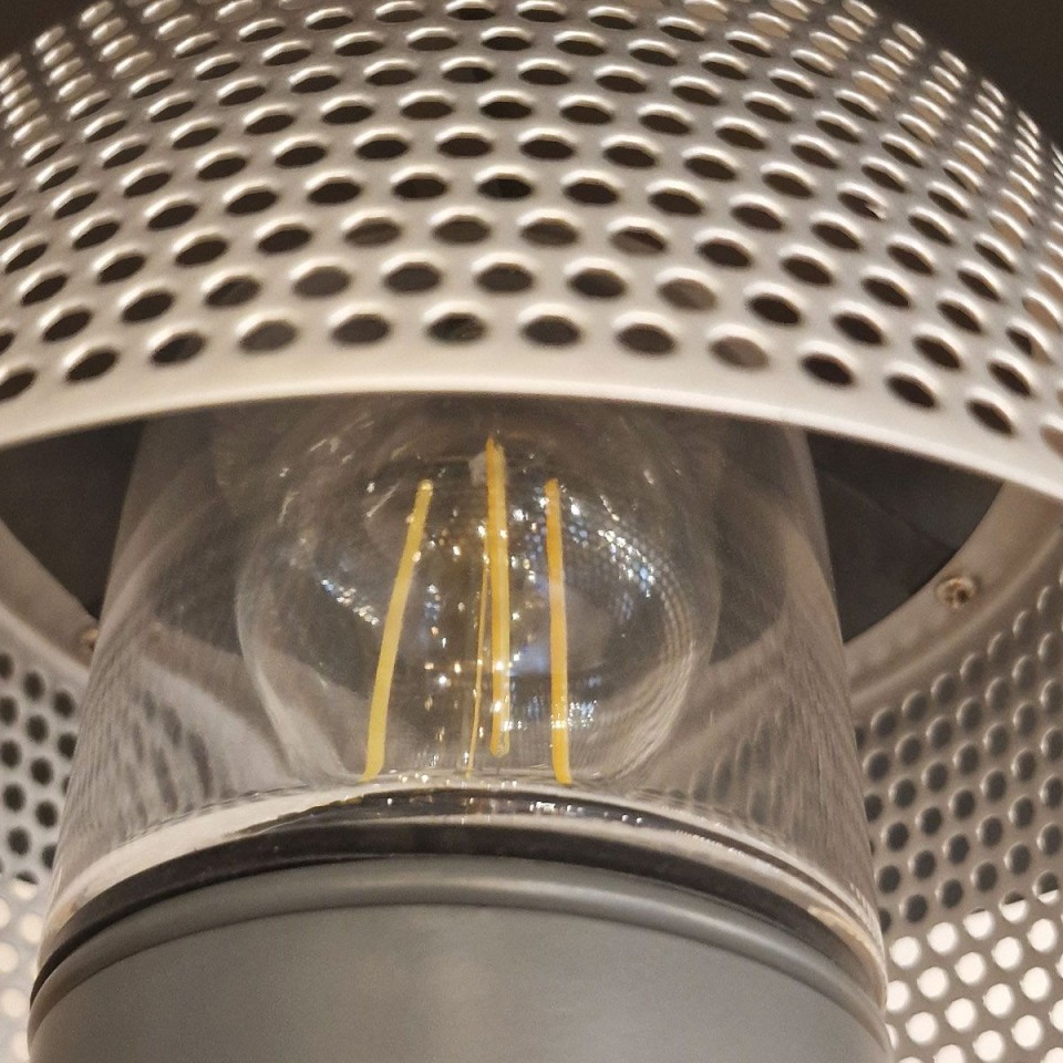 Saturne 1-lt utomhus vägglampa grå/silver 22,1 cm