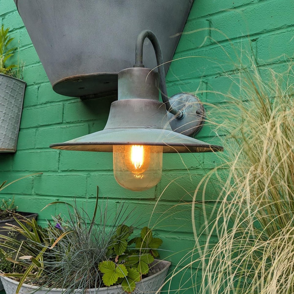 Sheldon 1-Lt Outdoor Wall Light Verdigris/Glass 24cm IP44