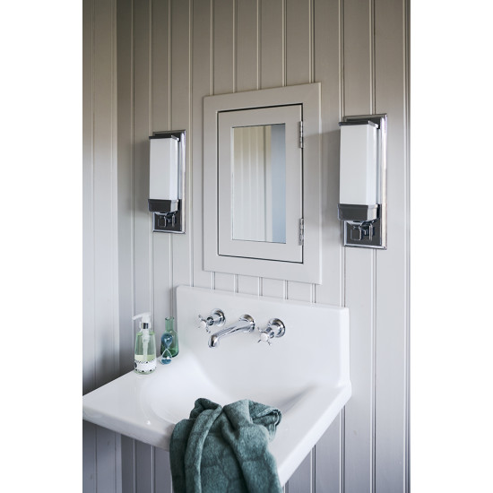 Cambridge 1 Light Wall Light IP44