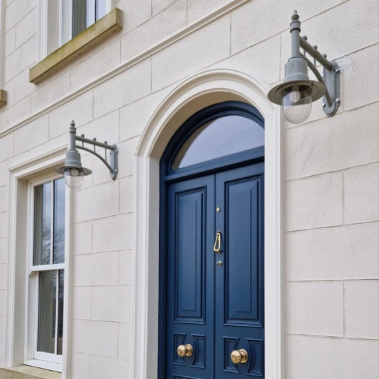 Classic Outdoor Railway Style Wall Light Cast Iron 62cm Classic Outdoor Railway Style Wall Light Cast Iron 62cm