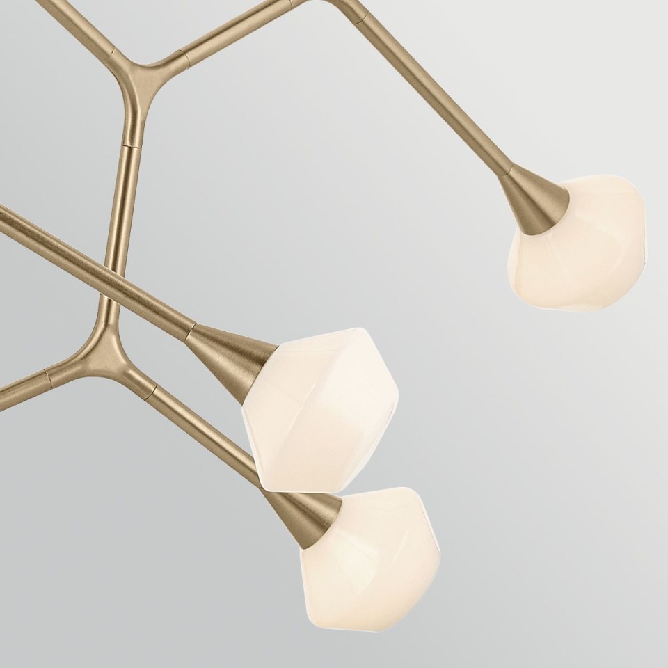 Cassius 8-lt chandelier champagne bronze/white 133.4 cm