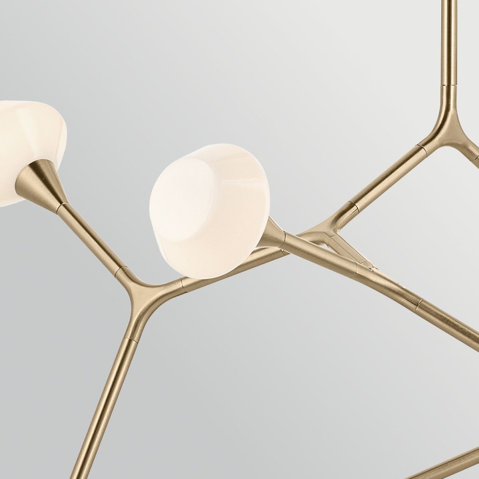 Cassius 8-lt chandelier champagne bronze/white 133.4 cm