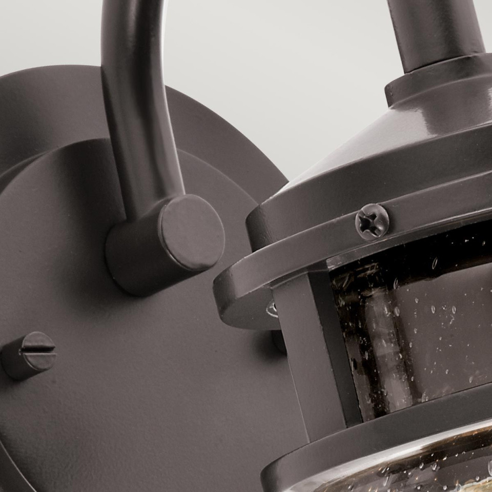 Lyndon 1-ljus liten utomhusvägglampa arkitektonisk brons/klar 28,8 cm IP44 Kichler Lyndon 1-ljus liten utomhusvägglampa arkitektonisk brons/klar 28,8 cm IP44