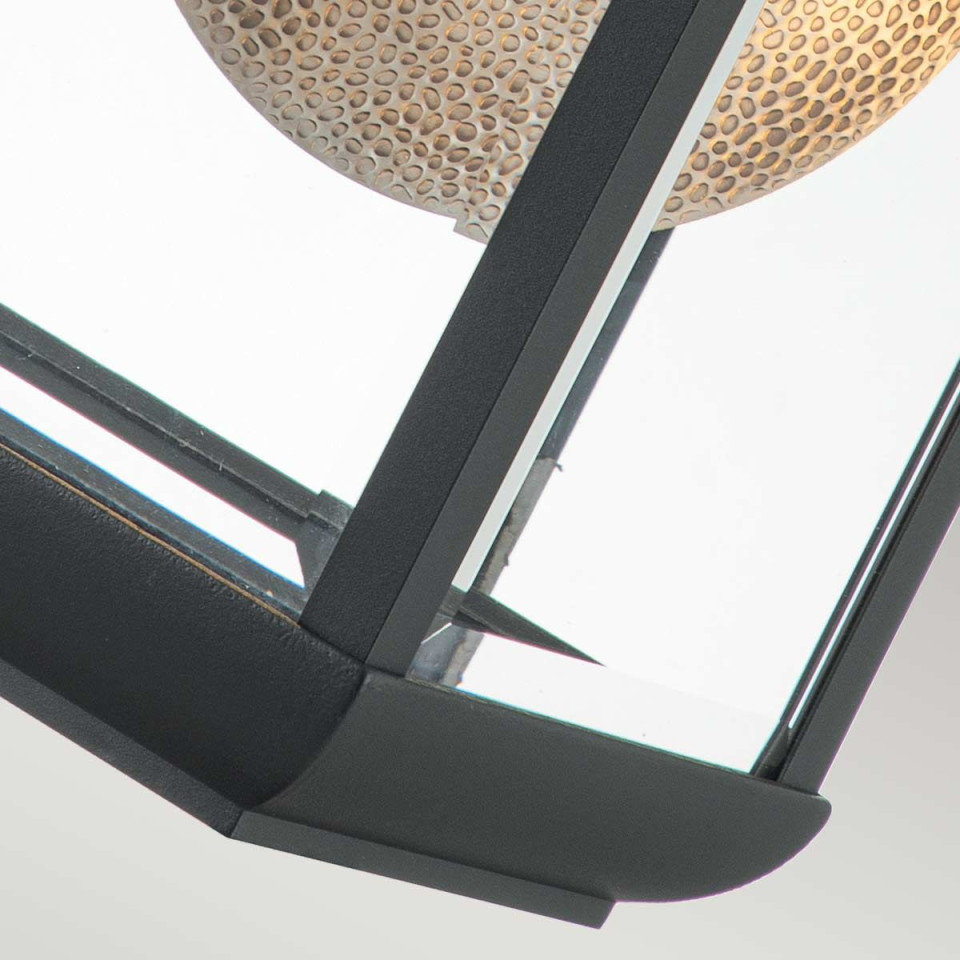 Byron 1-lt stor utomhusvägglampa grafit/klar 45,7 cm IP44 Quoizel Byron 1-lt stor utomhusvägglampa grafit/klar 45,7 cm IP44