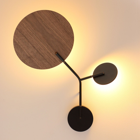 Ballon vägglampa svart/vit/ek/valnöt 52cm