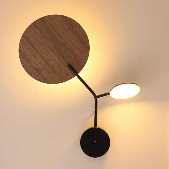 Ballon vägglampa svart/vit/ek/valnöt 52cm