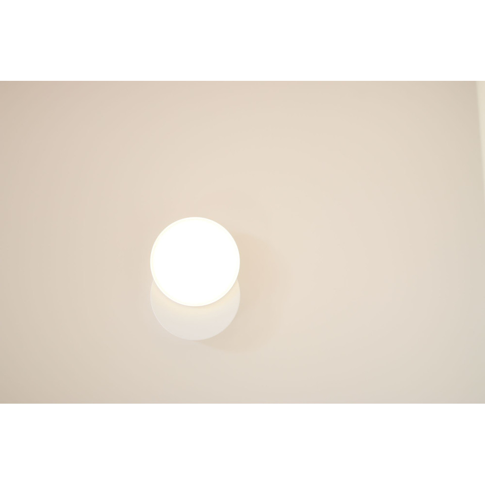 Dot 01 vägglampa vit/svart 15,5cm