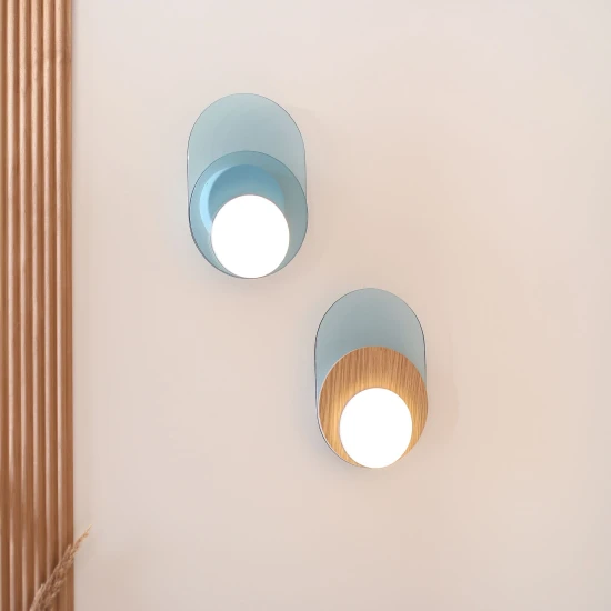 Dot 04 Wall Lamp White/Black/Oak/Walnut 25cm
