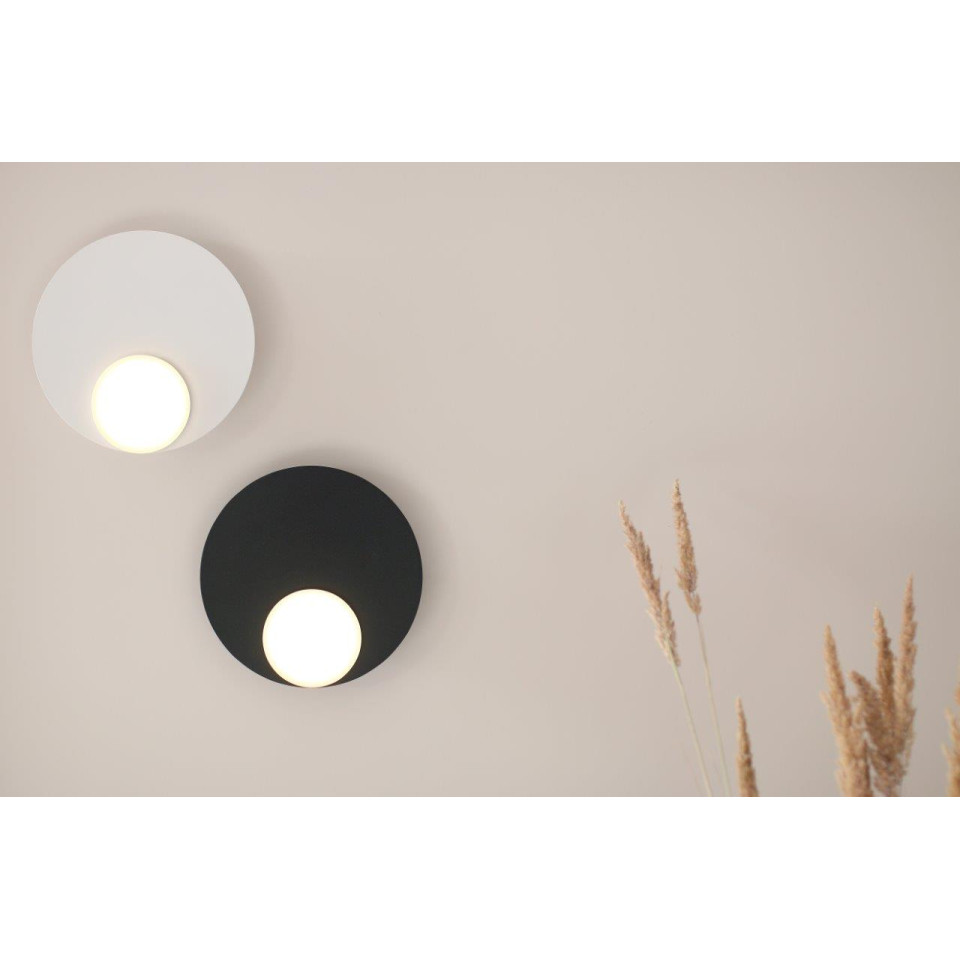Dot 05 Wall Lamp White/Black/Oak/Walnut 25cm