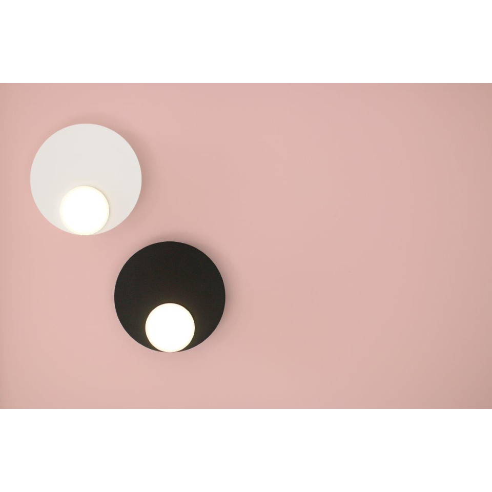 Dot 05 Wall Lamp White/Black/Oak/Walnut 25cm