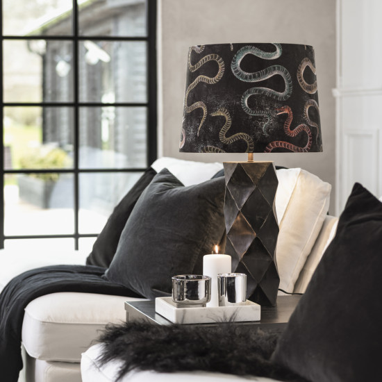 Complete table lamp (including lampshade)
