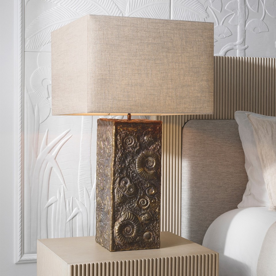Kamari table lamp vintage brass/linen 87.5 cm