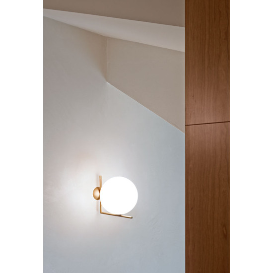 IC C/W1 Flos Vägglampa Svart IC C/W1 Flos Vägglampa Svart