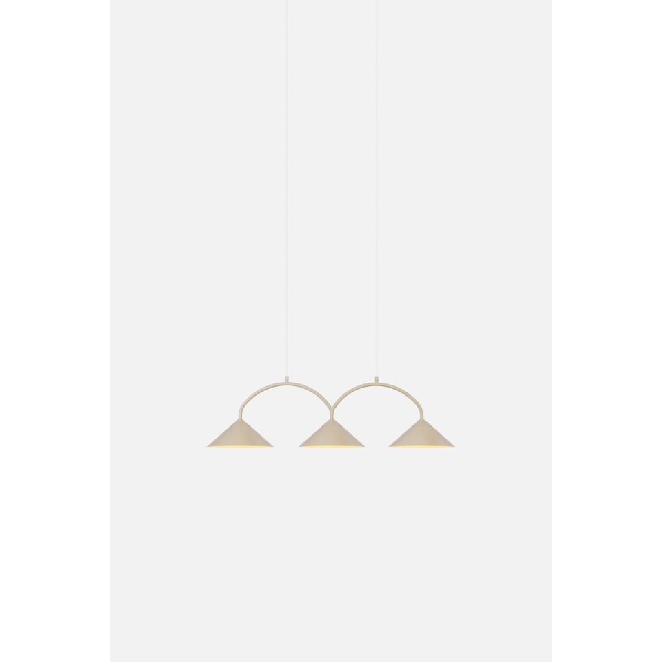 Curve 3 taklampa i olika färger 95 cm