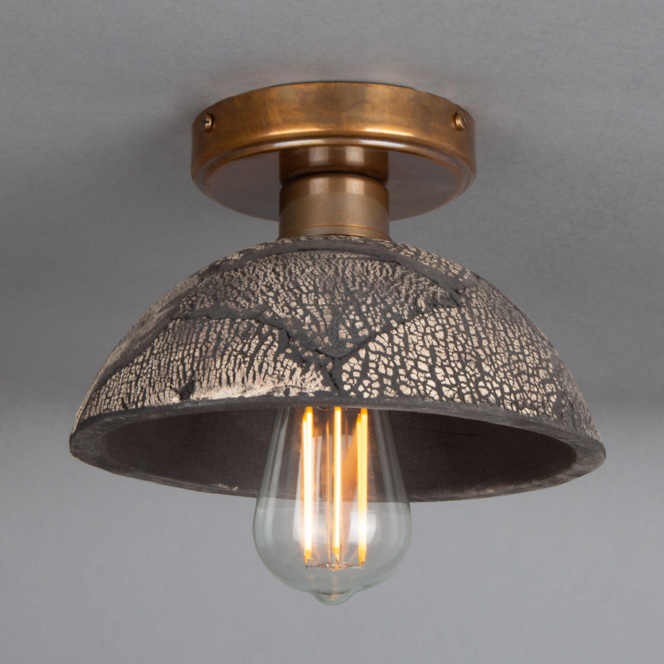 Kauri flush fitting Light Ceramic Black Clay 20cm