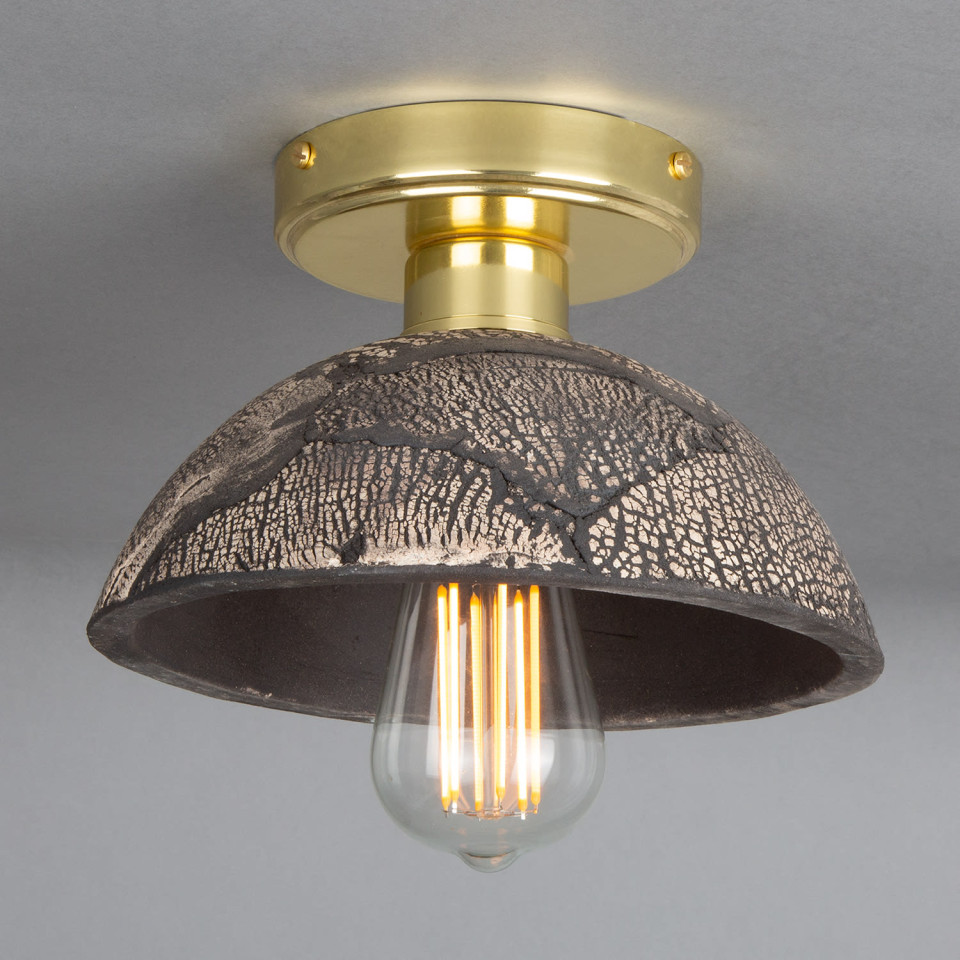 Kauri flush fitting Light Ceramic Black Clay 20cm