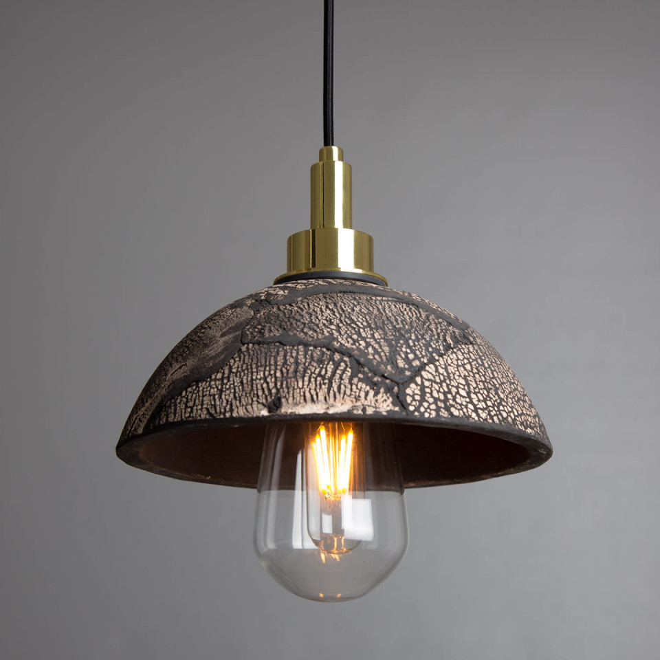 Kingii badrumstaklampa keramik svart lera 20cm IP44