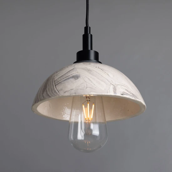 Kingii badrumstaklampa keramik svart/vit 20cm IP44