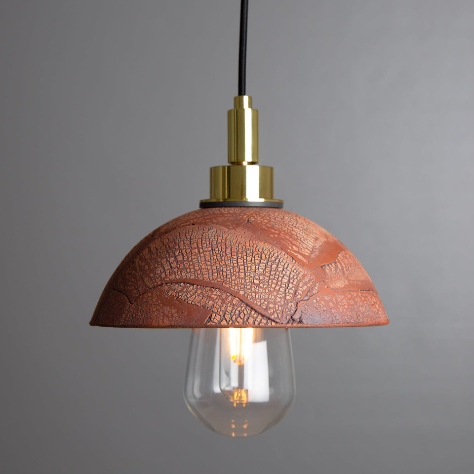 Kingii badrumstaklampa keramik röd järn 20cm IP44