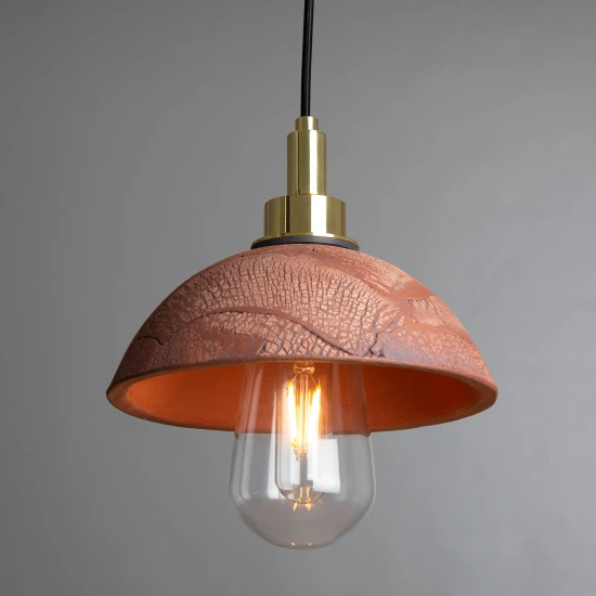Kingii badrumstaklampa keramik röd järn 20cm IP44