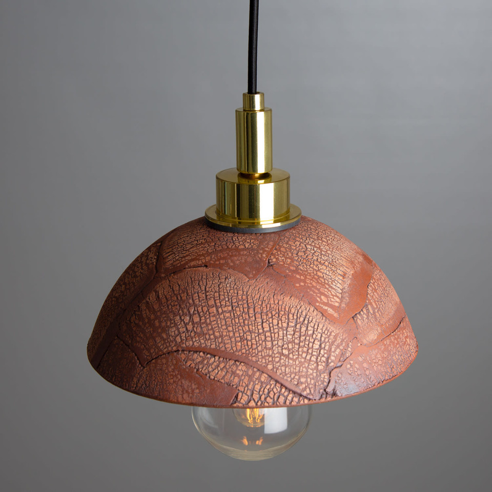 Kingii badrumstaklampa keramik röd järn 20cm IP44