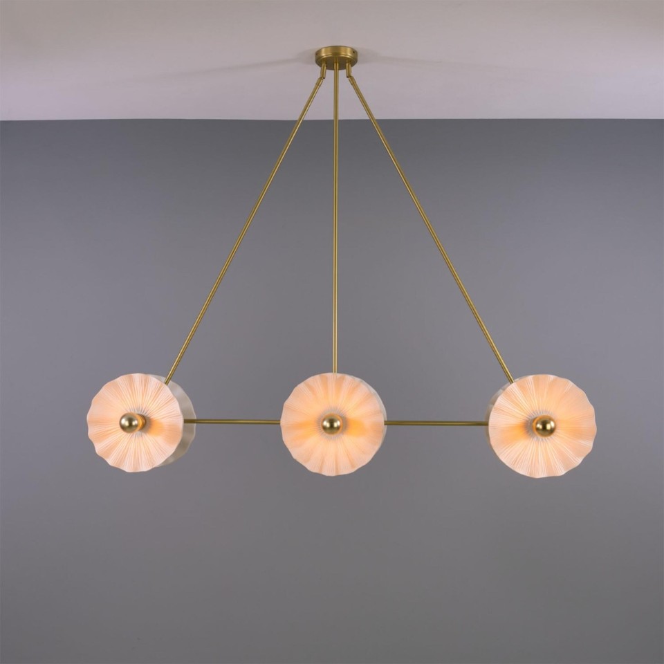 Eclipse Kapok 6-ljus ljuskrona i mässing/matt vit keramik 140 cm