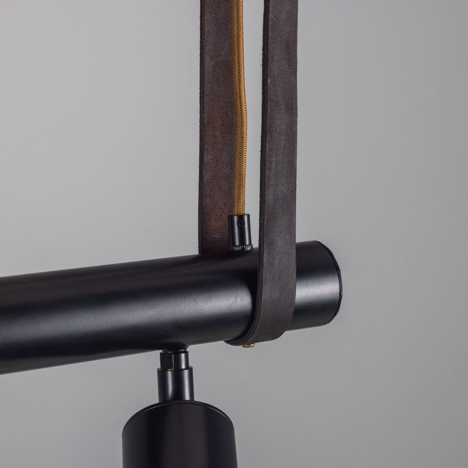 Holmes 5-Lt Linear Ceiling Light Brass/Matte Black 100 cm Mullan Lighting Holmes 5-Lt Linear Ceiling Light Brass/Matte Black 100 cm