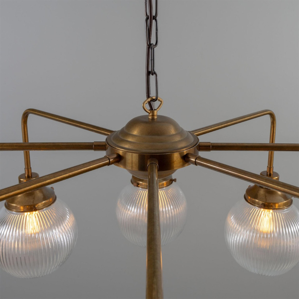 Genua 8-ljus ljuskrona mässing/prismatiskt glas 109 cm