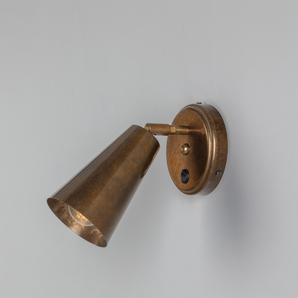 Cashel kon hotell vägglampa mässing 20 cm