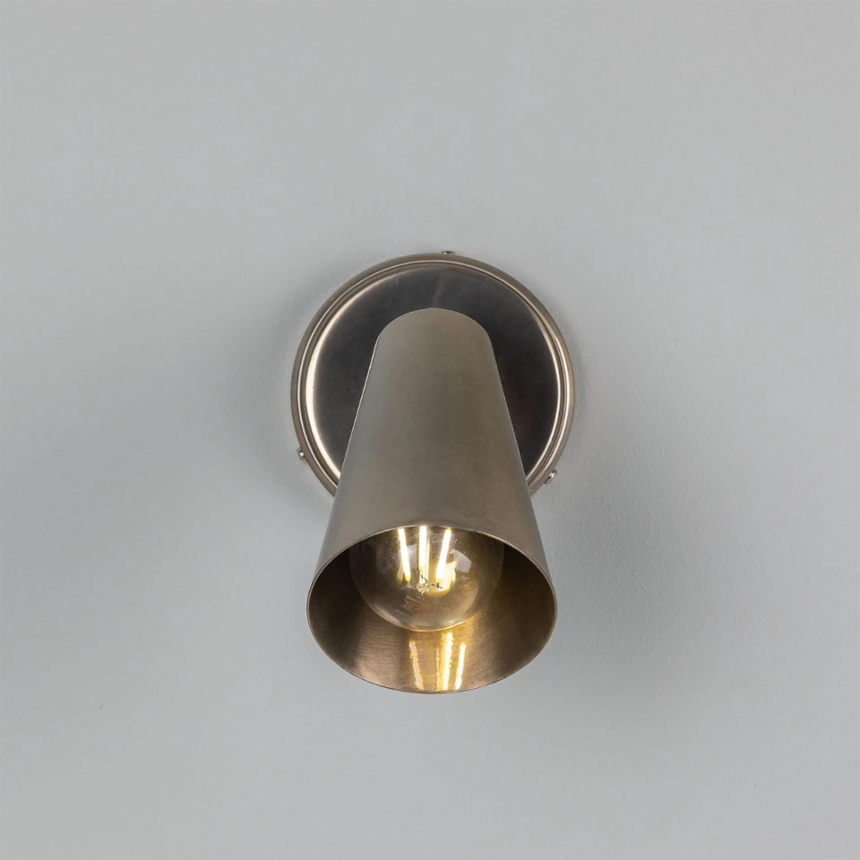 Cashel cone hotel wall light brass 20 cm