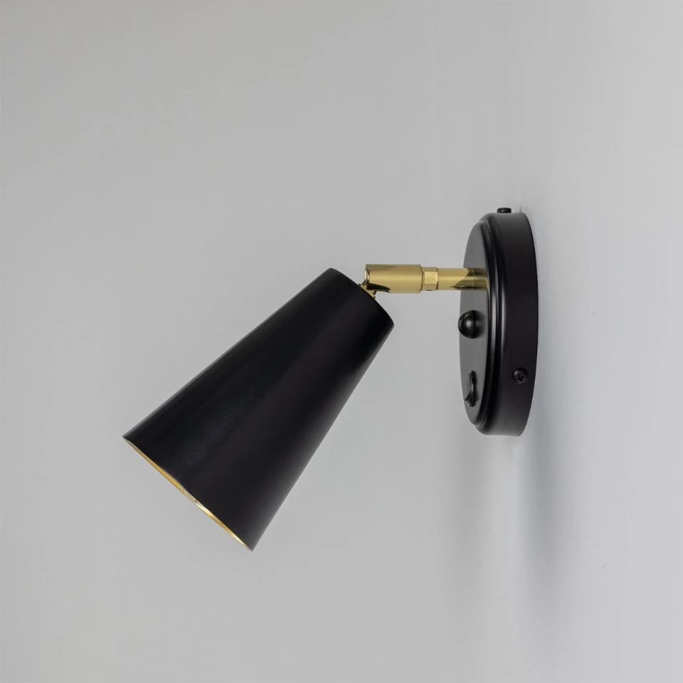 Cashel cone hotel wall light brass 20 cm
