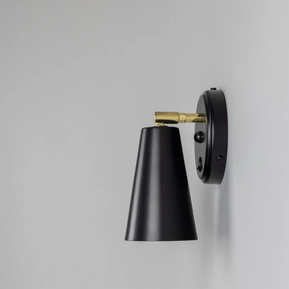 Cashel cone hotel wall light brass 20 cm