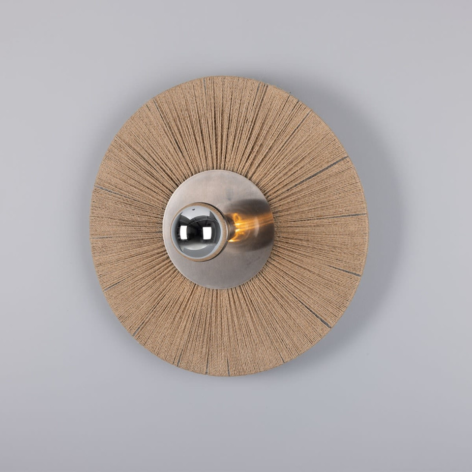 Syracuse vägglampa mässing/raffia 54 cm Mullan Lighting Syracuse vägglampa mässing/raffia 54 cm