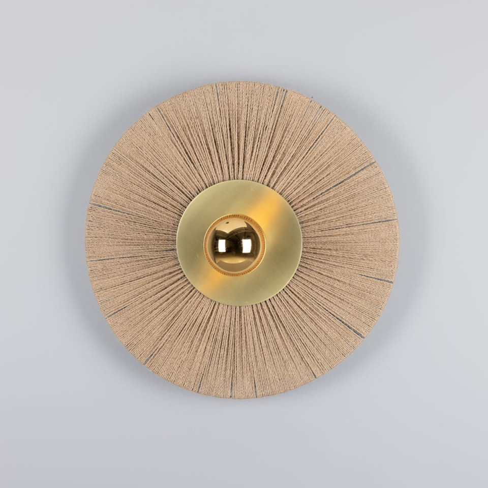 Syracuse vägglampa mässing/raffia 54 cm Mullan Lighting Syracuse vägglampa mässing/raffia 54 cm